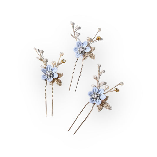 Blue flower hair pins x3